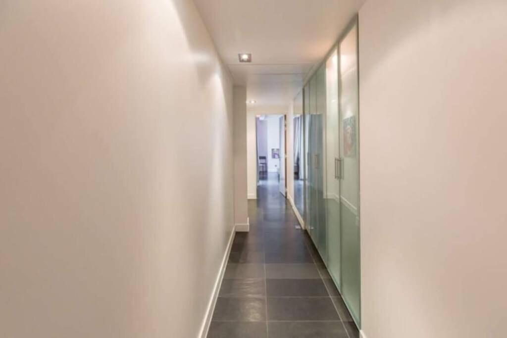Appartement Cosy Pres Du Marais パリ エクステリア 写真